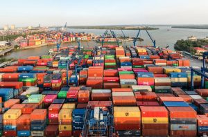 Đề nghị giảm phí lưu container, lưu kho cho hàng hóa ở cảng biển từ BCT